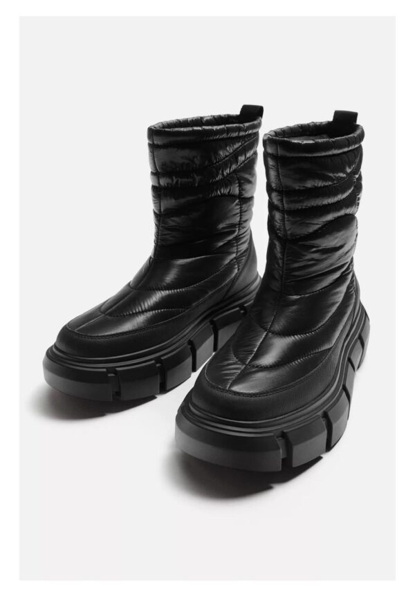 بوت کاپشنی ZARA سایز 43